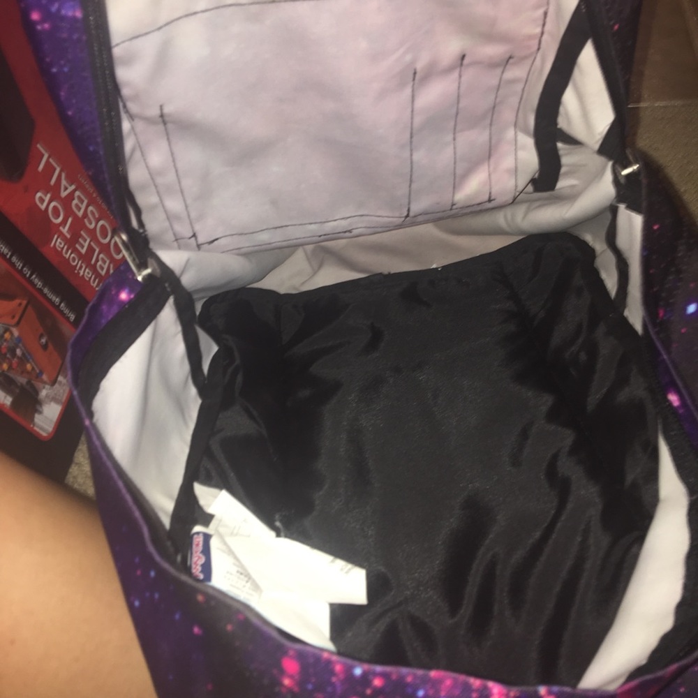 Jansport backpack from Tilly’s - Picture 3 of 3